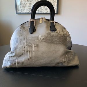 ALL ITALIAN LEATHER SATCHEL/HANDBAG